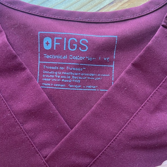 Mens Figs Scrub Set Burgundy XS | Aya Logo - Picture 3 of 6